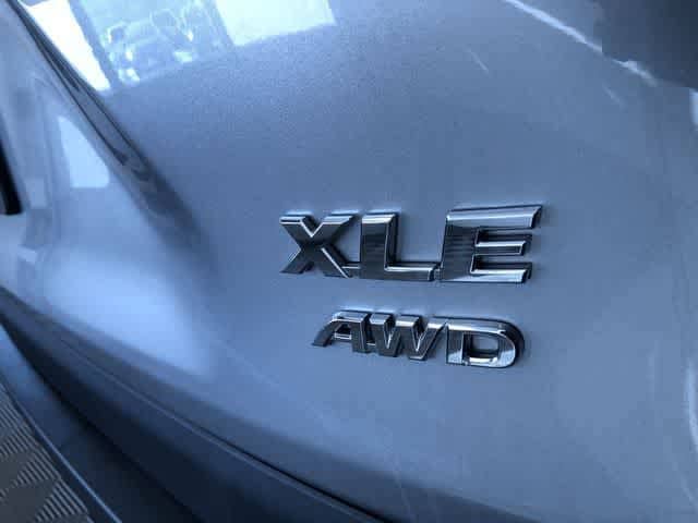 Thumbnail: 2023 Toyota RAV4 - 15