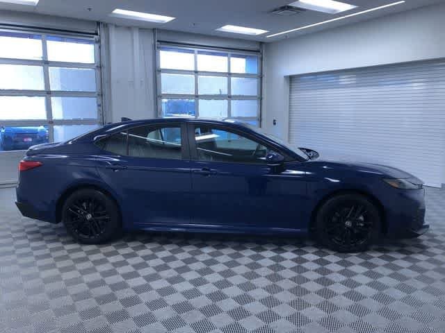 Thumbnail: 2025 Toyota Camry - 33