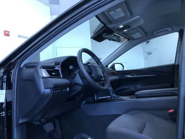 Thumbnail: 2025 Toyota Camry - 12