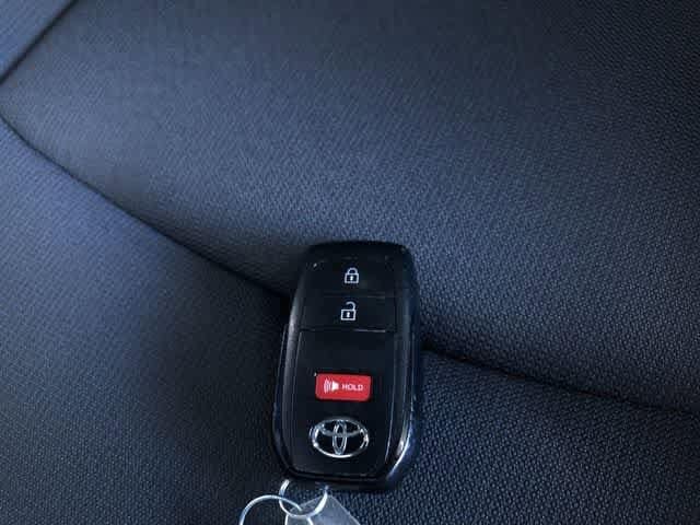 Thumbnail: 2024 Toyota Corolla Cross - 24