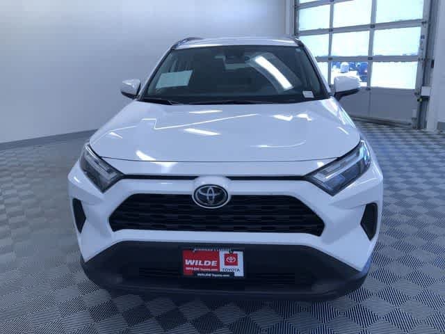 Thumbnail: 2025 Toyota RAV4 - 14