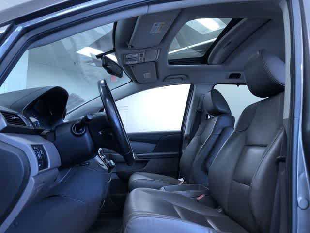 Thumbnail: 2013 Honda Odyssey - 16