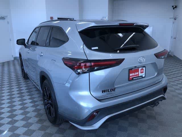 Thumbnail: 2025 Toyota Highlander - 15