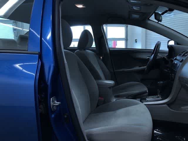 Thumbnail: 2010 Toyota Corolla - 23