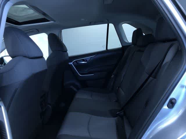 Thumbnail: 2025 Toyota RAV4 - 20