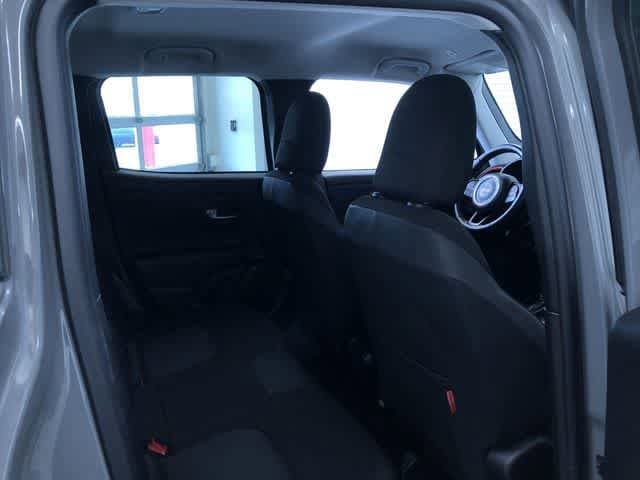 Thumbnail: 2022 Jeep Renegade - 23