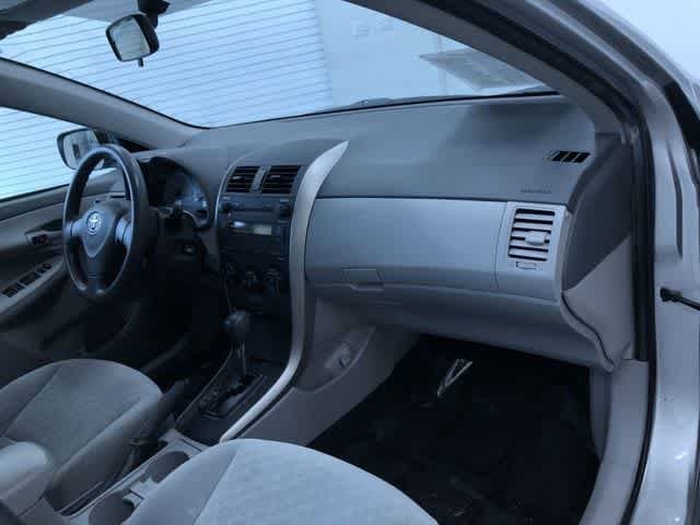 Thumbnail: 2009 Toyota Corolla - 24