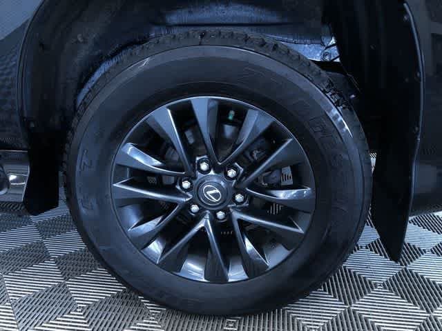 Thumbnail: 2022 Lexus GX - 17