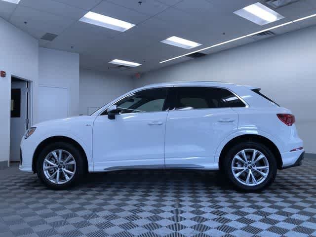 Thumbnail: 2025 Audi Q3 - 11