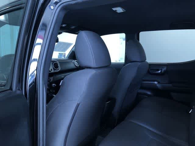 Thumbnail: 2018 Toyota Tacoma - 14