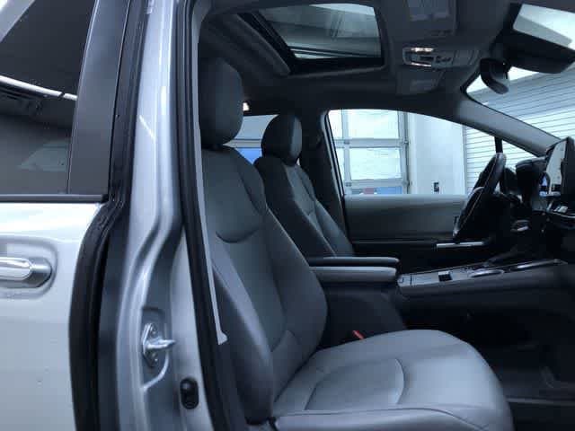 Thumbnail: 2021 Toyota Sienna - 23