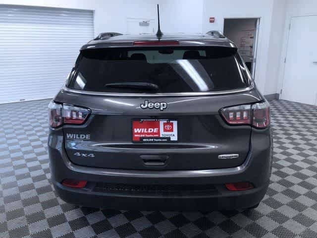 Thumbnail: 2022 Jeep Compass - 14