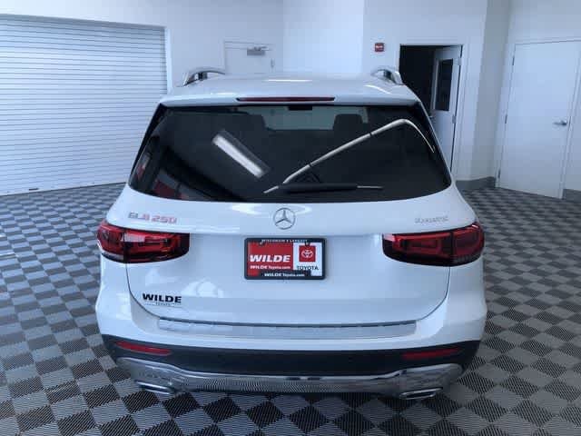 Thumbnail: 2021 Mercedes-Benz GLB - 13