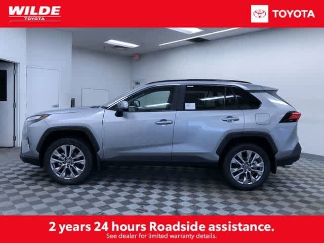 Thumbnail: 2025 Toyota RAV4 - 3