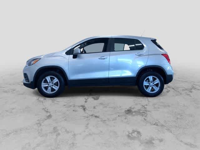 Thumbnail: 2017 Chevrolet Trax - 7