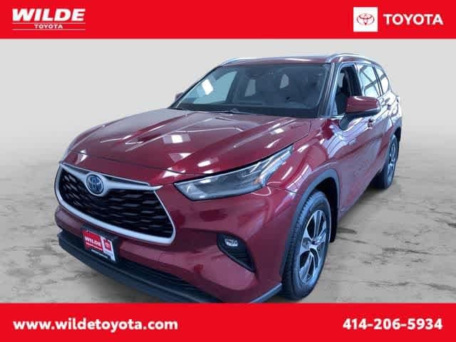Thumbnail: 2021 Toyota Highlander - 1