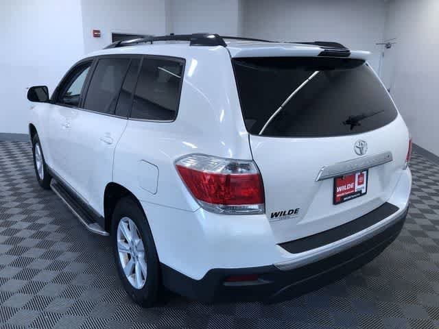 Thumbnail: 2013 Toyota Highlander - 14