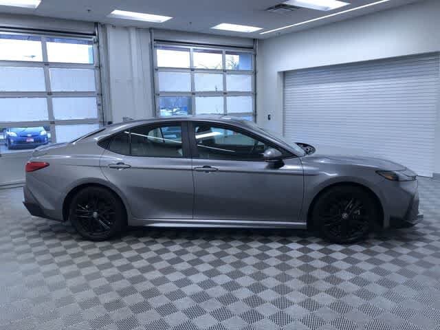 Thumbnail: 2025 Toyota Camry - 34