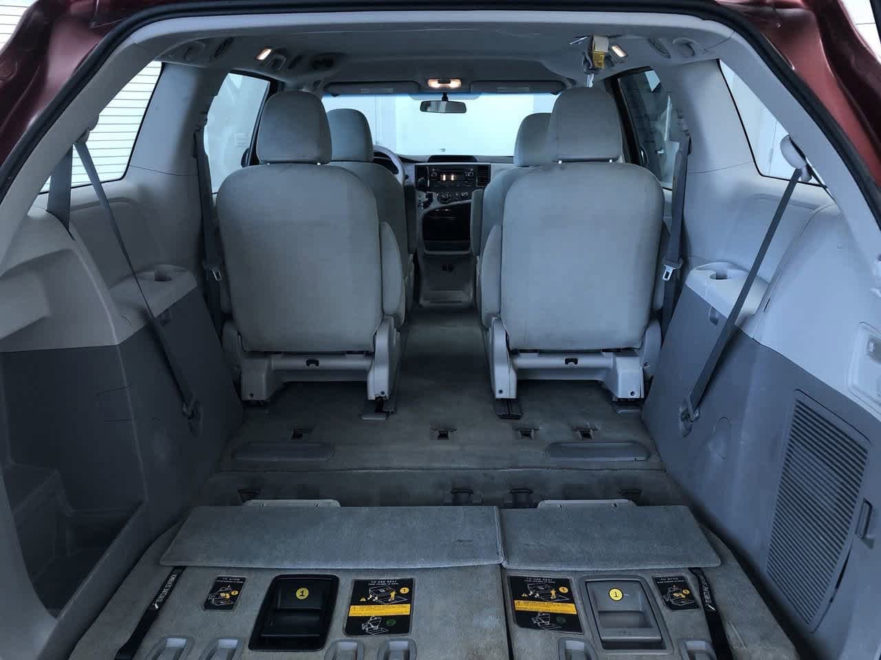 Thumbnail: 2012 Toyota Sienna - 50