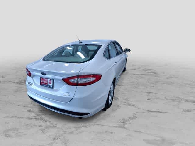 Thumbnail: 2014 Ford Fusion - 10
