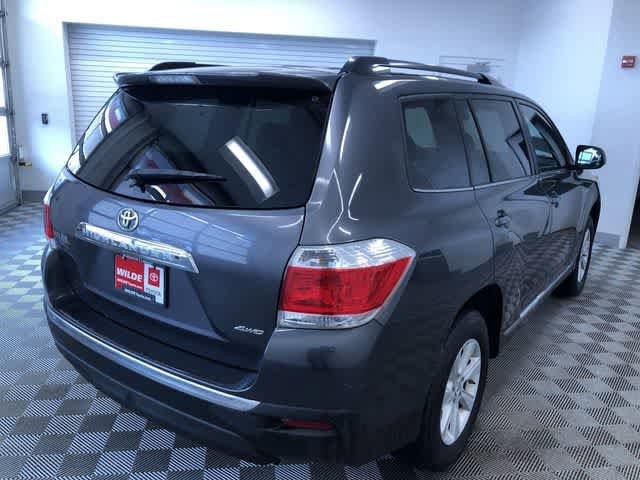 Thumbnail: 2013 Toyota Highlander - 26