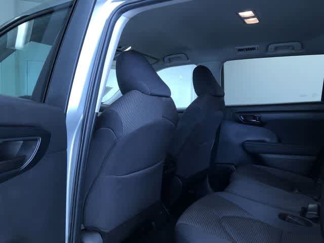 Thumbnail: 2024 Toyota Highlander - 21