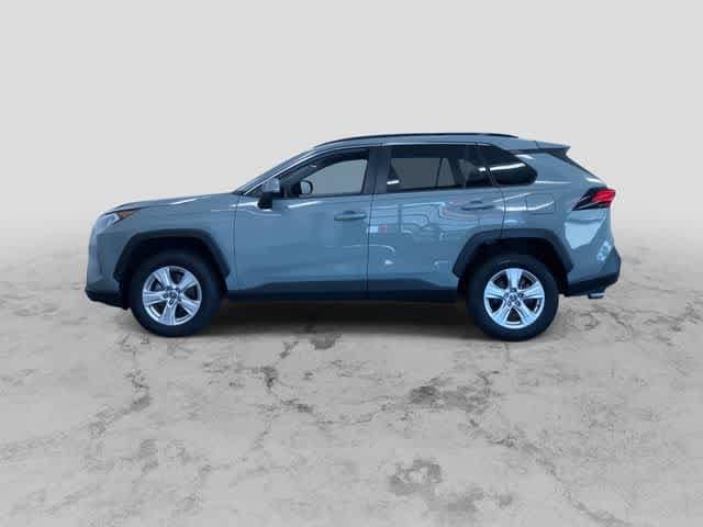 Thumbnail: 2021 Toyota RAV4 - 7