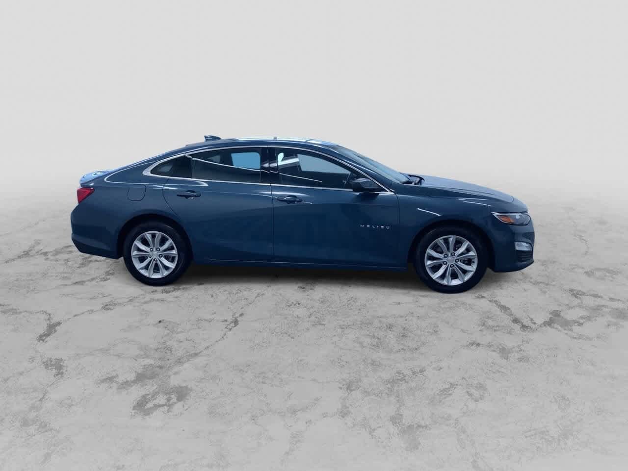 Thumbnail: 2024 Chevrolet Malibu - 2