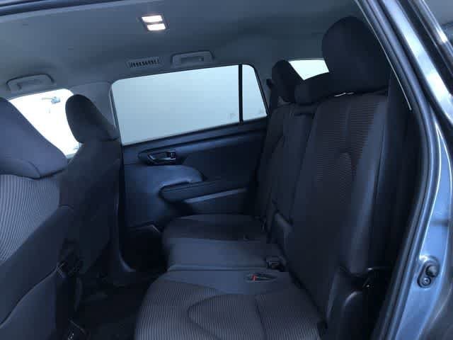 Thumbnail: 2023 Toyota Highlander - 19