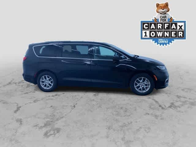 Thumbnail: 2024 Chrysler Pacifica - 2