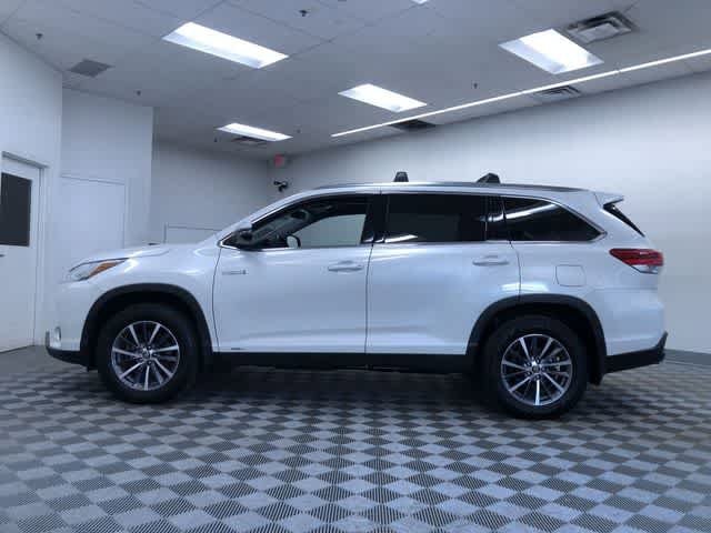 Thumbnail: 2019 Toyota Highlander - 11