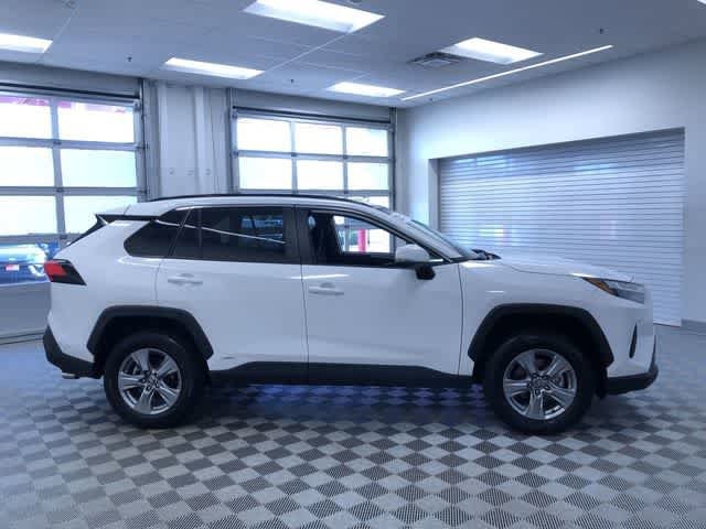 Thumbnail: 2025 Toyota RAV4 - 34