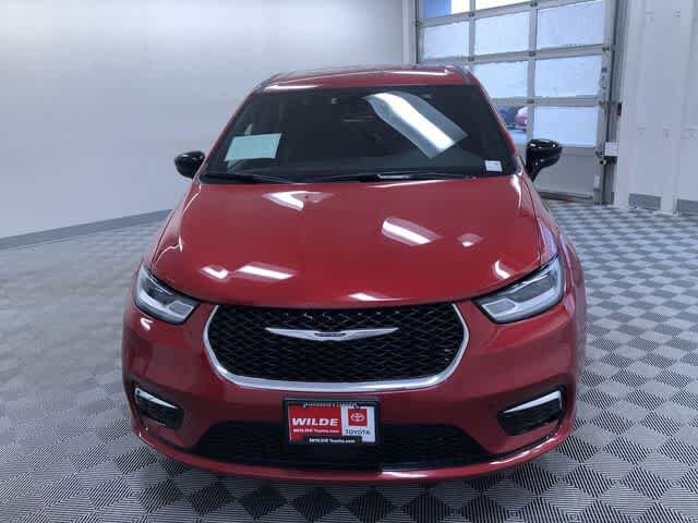 Thumbnail: 2025 Chrysler Pacifica - 15