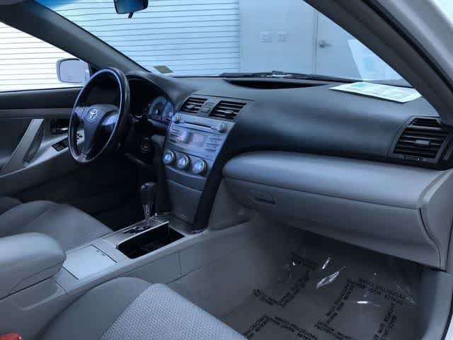 Thumbnail: 2011 Toyota Camry - 15