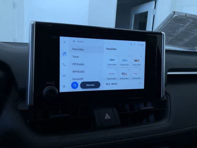 Thumbnail: 2025 Toyota RAV4 - 29