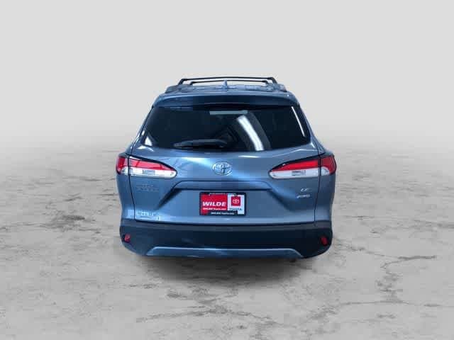 Thumbnail: 2022 Toyota Corolla Cross - 8