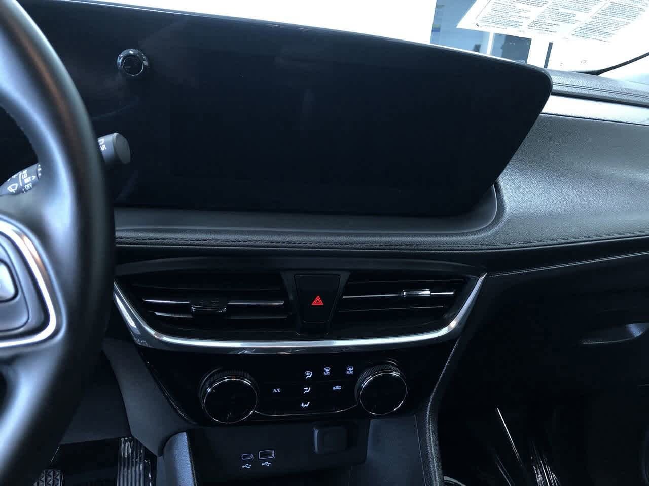 2024 Buick Encore GX Sport Touring 28
