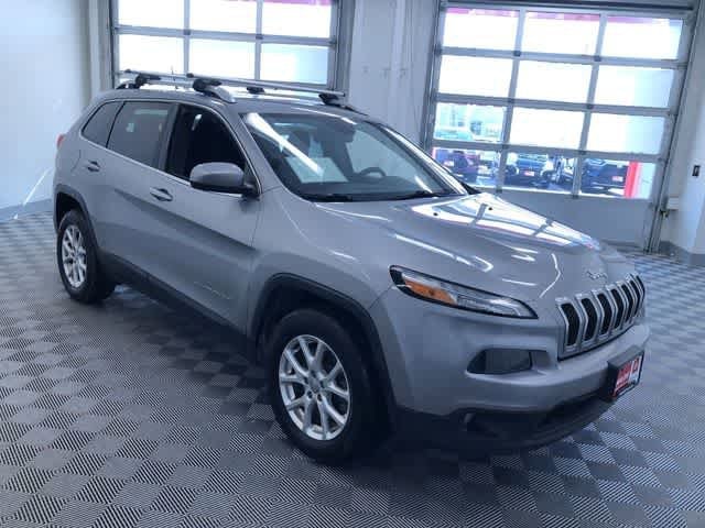 Thumbnail: 2015 Jeep Cherokee - 30