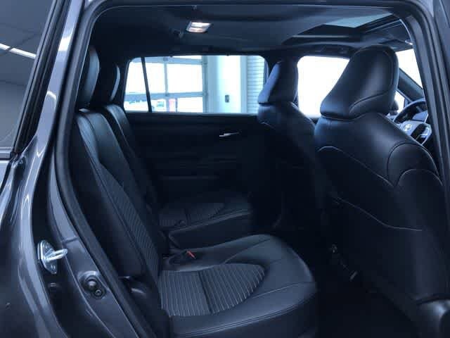 Thumbnail: 2025 Toyota Highlander - 22