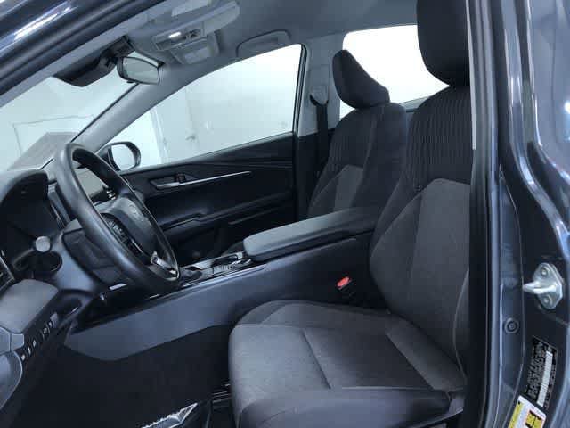 Thumbnail: 2025 Toyota Camry - 10