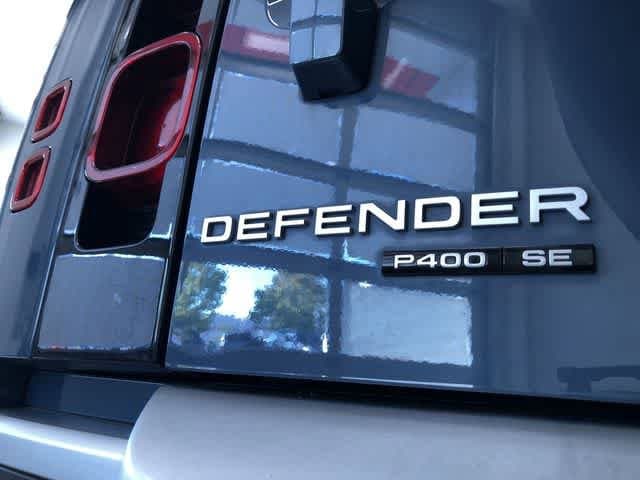 Thumbnail: 2020 Land Rover Defender - 15