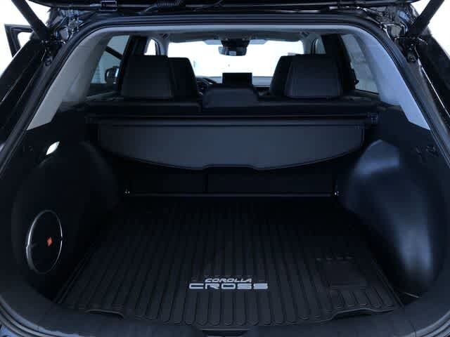 Thumbnail: 2026 Toyota Corolla Cross - 31