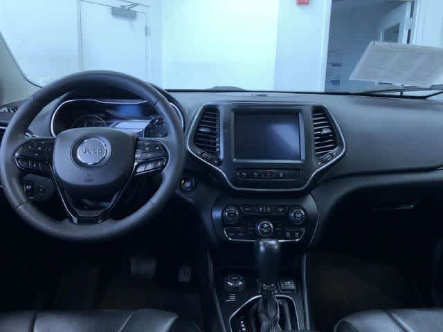 Thumbnail: 2023 Jeep Cherokee - 17