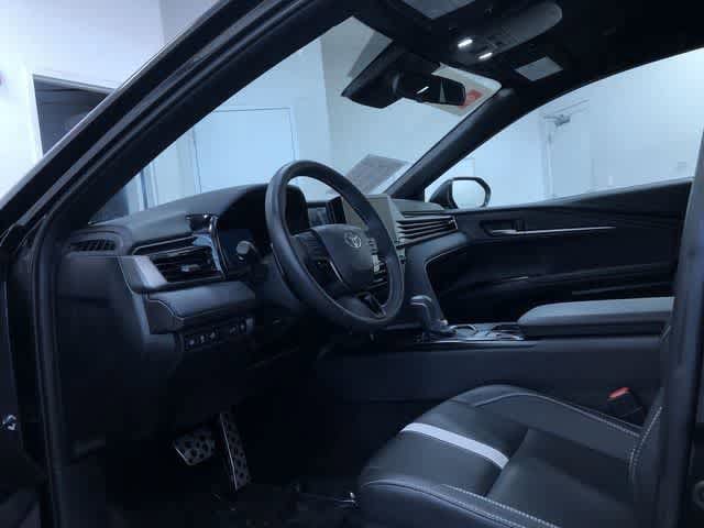 Thumbnail: 2025 Toyota Camry - 11