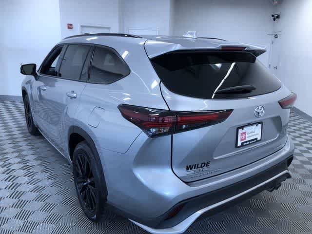 Thumbnail: 2025 Toyota Highlander - 12
