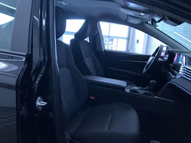 Thumbnail: 2025 Toyota Camry - 23