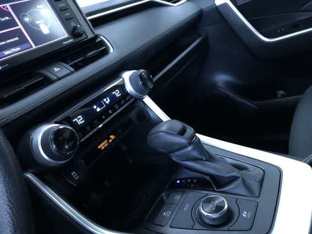 Thumbnail: 2021 Toyota RAV4 - 29