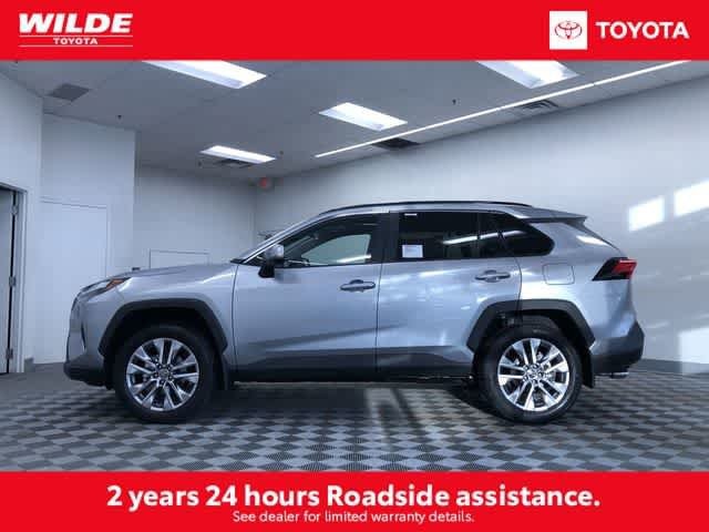 Thumbnail: 2025 Toyota RAV4 - 3