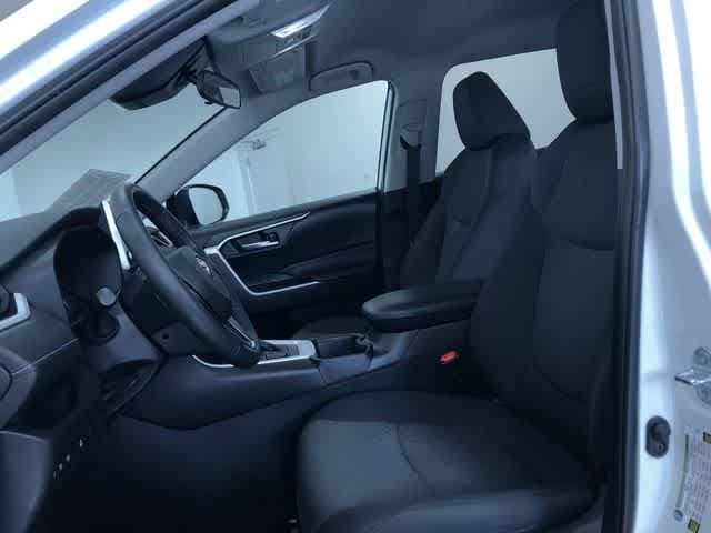 Thumbnail: 2023 Toyota RAV4 - 10