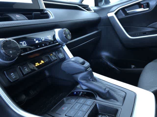 Thumbnail: 2023 Toyota RAV4 - 29